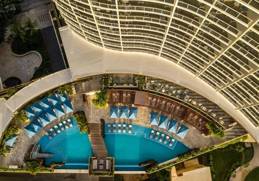 The Ritz-Carlton Residences, Waikiki Beach — image 3